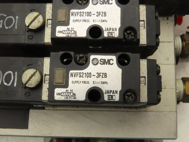SMC NVV5FS2-01T-111-02T Manifold Block 11-Station 10 Solenoid Valves
