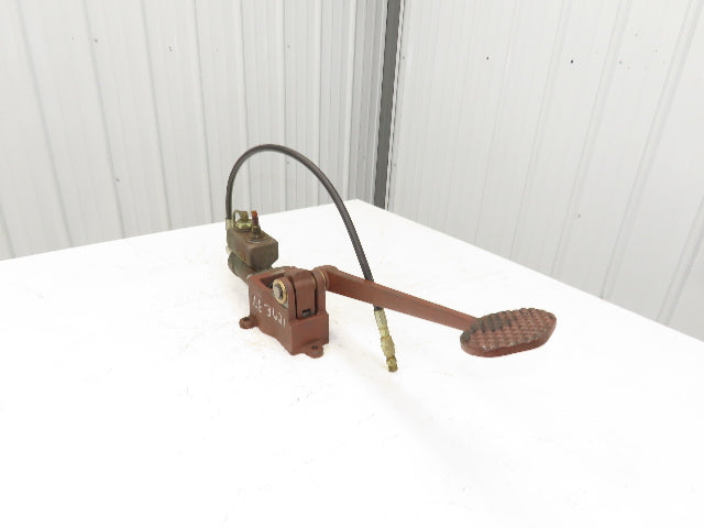 MICO 03-020-485 Hydraulic Master Brake Cylinder 2-Stage with Foot Pedal 90psi