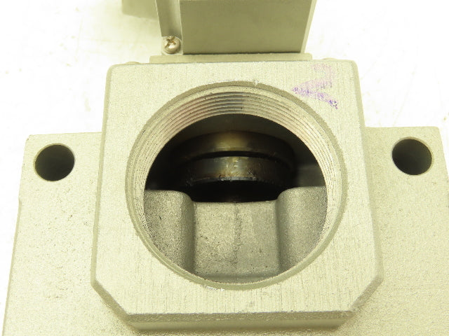 SMC VP3185-125TZA-N Pneumatic Solenoid Pilot Valve 3-Port 1-1/4"NPT