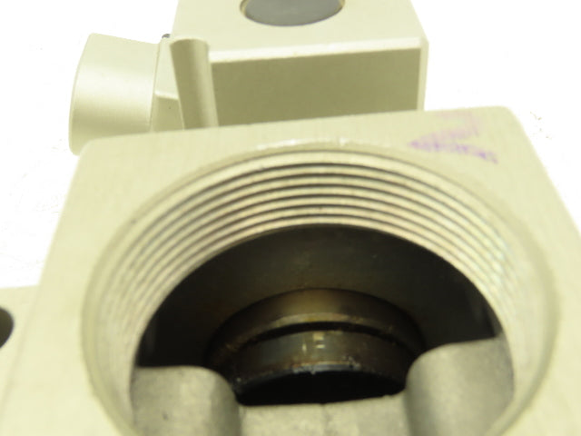 SMC VP3185-125TZA-N Pneumatic Solenoid Pilot Valve 3-Port 1-1/4"NPT