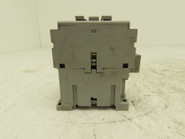 Allen Bradley 100-C16*10 Motor Starter Contactor 120V Coil 600V 32A Lot of 8