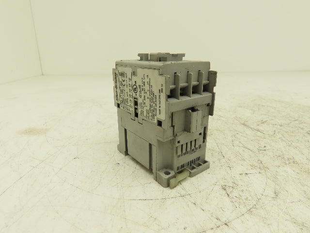 Allen Bradley 100-C16*10 Motor Starter Contactor 120V Coil 600V 32A Lot of 8