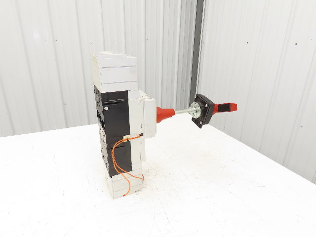 Moeller NZMN3-AE 600-NA 3 Pole Circuit Breaker 600 Amp 600V Thru-Door Disconnect