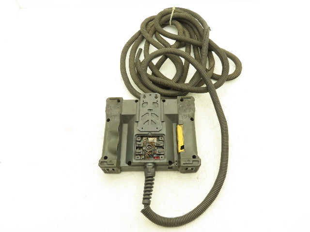 Idec HG2R-SS62BH-MK1260 Robot Teach Pendant Display With E-Stop & Cord *Photos