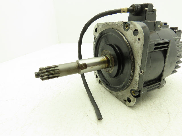 Yaskawa SGMRV-05ANA-YR11 AC Servo Motor 0.45kW 2.86Nm 1500rpm 200VAC 3Ph