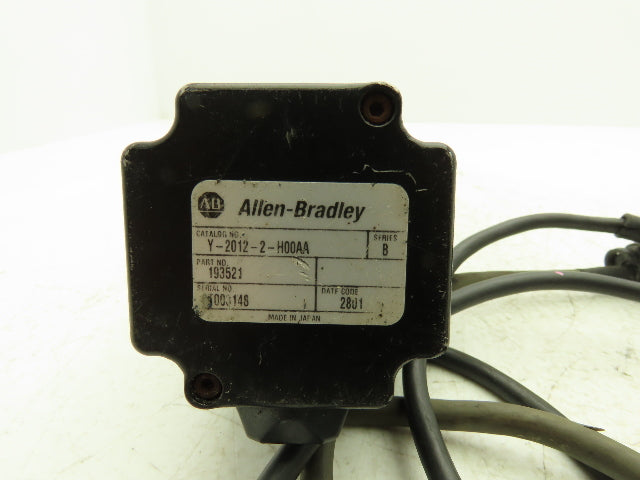 Allen Bradley Y-2012-2-H00AA AC Servo Motor 1.40Nm 4500rpm 230VAC 3Ph 193521
