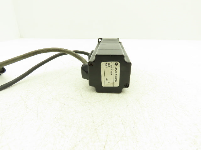 Allen Bradley Y-2012-2-H04AA AC Servo Motor 4500rpm 230VAC 3Ph 193522 *Read