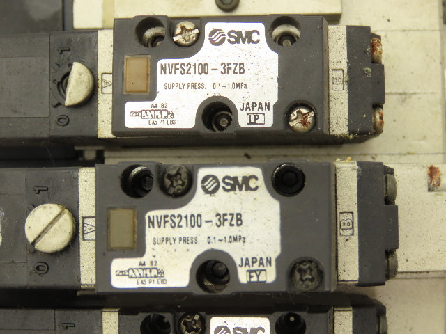 SMC NVV5FS2-01T-111-02T 11-Station Pneumatic Solenoid Valve Manifold Assembly