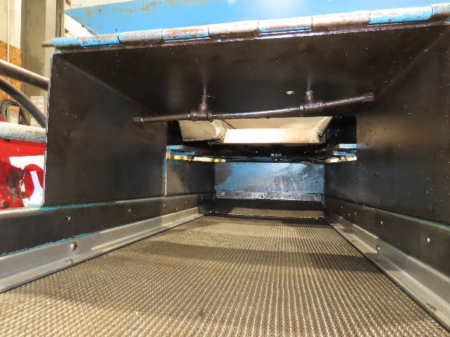 Spartec Steel Parts Conveyor Shaker Feed Bin w/Oiler Pump Mesh Belt & Oil Tank