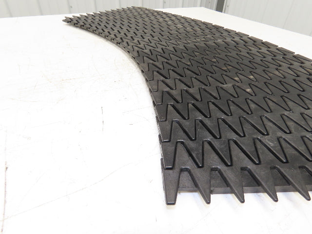 Black Plastic Slat Conveyor Chain Curved 400mm Width 19'L 134pcs