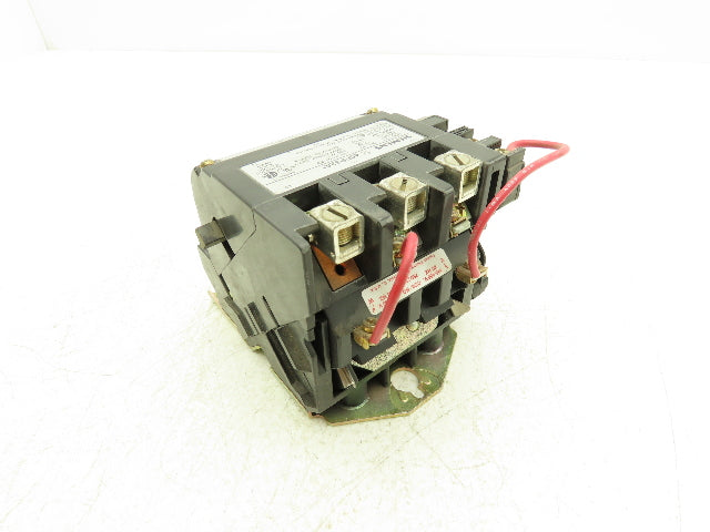 Siemens 40FP32A Contactor Motor Starter 25Hp 600VAC 3Ph 480V Coil Ser C Size 2