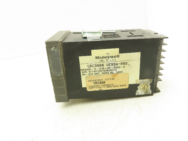 Honeywell DC300E-E-0B0-22-0000-0 UDC3000 Versa-Pro Temperature Controller Module