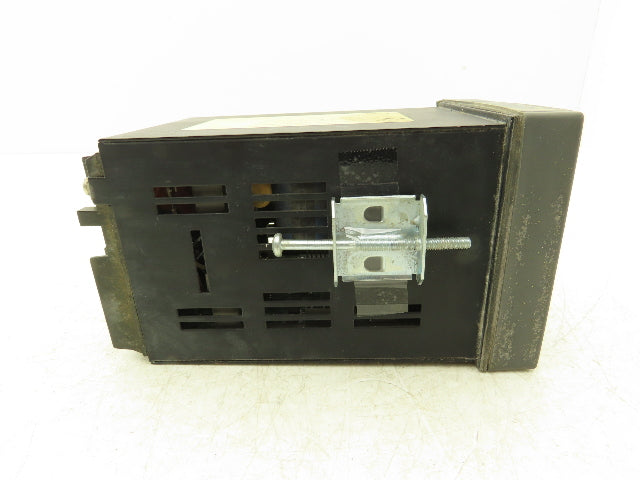 Honeywell DC330B-C0-000-20-000000-0 UDC3000 Versa-Pro Temperature Controller