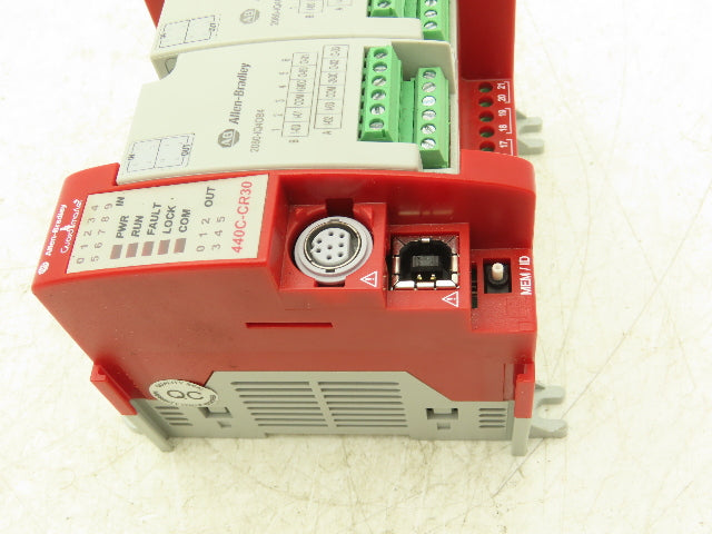Allen Bradley 440C-CR30-22BBB GuardMaster Safety Relay 24VDC 5A Ser. A9.00