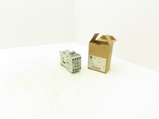 Allen Bradley 100-C16ZJ01 IEC Contactor Motor Starter 16A 3-Pole 600V 24VDC Coil