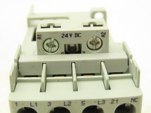 Allen Bradley 100-C16ZJ01 IEC Contactor Motor Starter 16A 3-Pole 600V 24VDC Coil