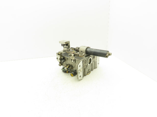 Abicor Binzel 831 0252 Mig Robot Welder Torch Cleaning Station Assembly