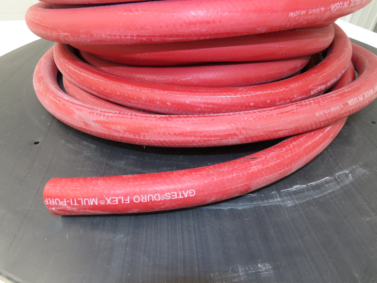 Gates 3200-0013 Duro Flex 3/4" Multi-Purpose Rubber Hose 300psi Red 175' Spool