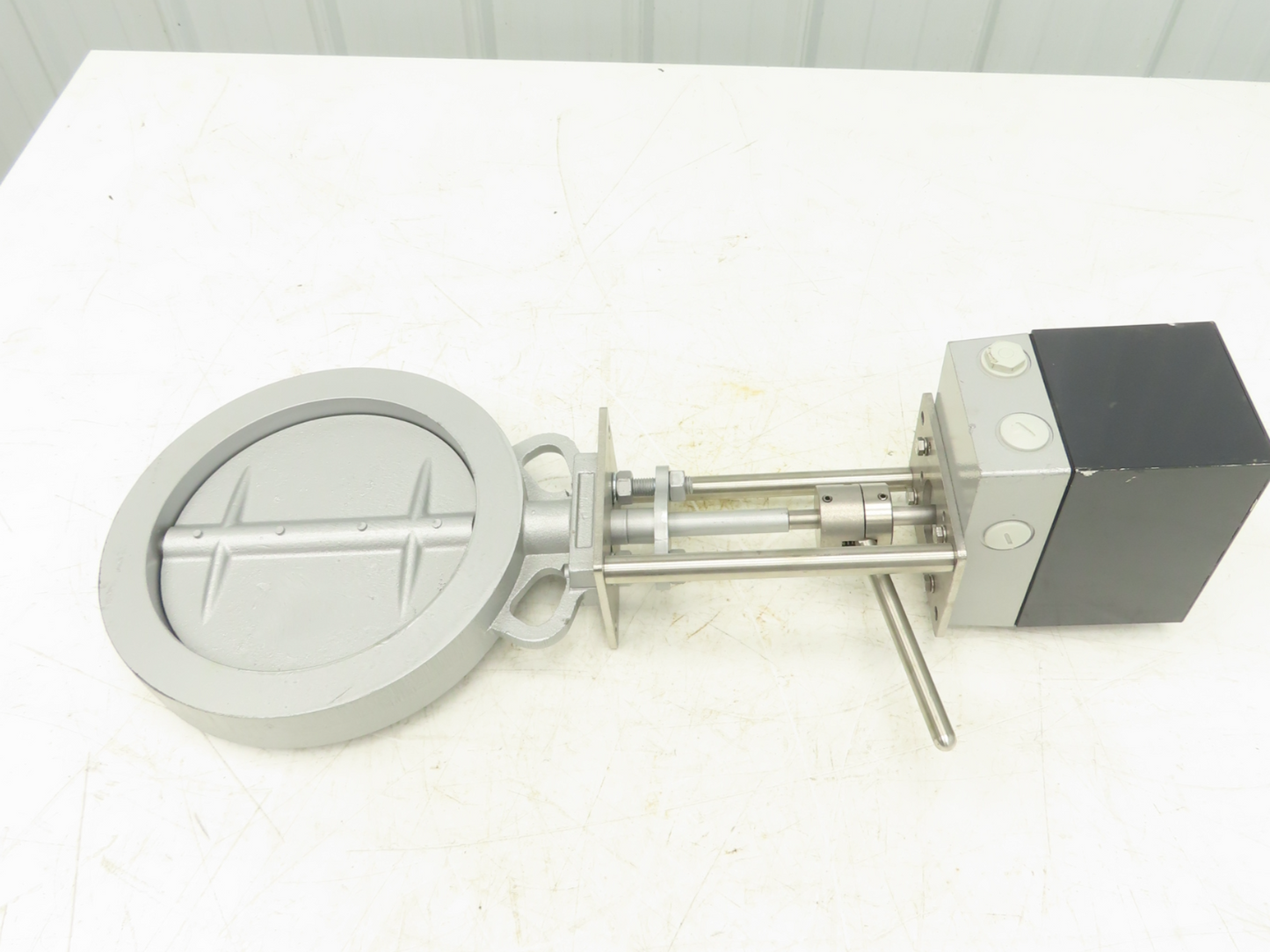 ARIS DN200 PN16 Wafer Butterfly Valve Cast Iron 8" ARIS Actuator W/ Mount