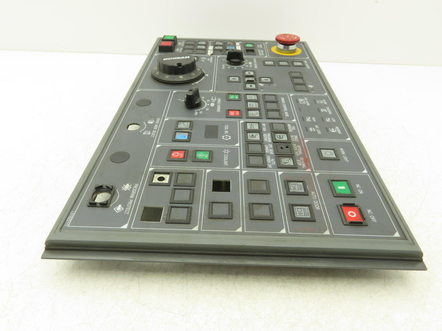 Fuji Electric L51822111 HMI Operator Push Button Control Panel Unit EPCBX9156