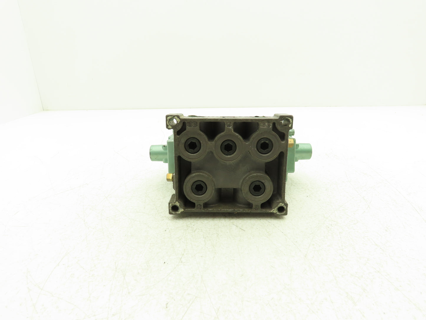Numatics 33DFR4430 Pneumatic Air Detented Valve/Manifold Assembly