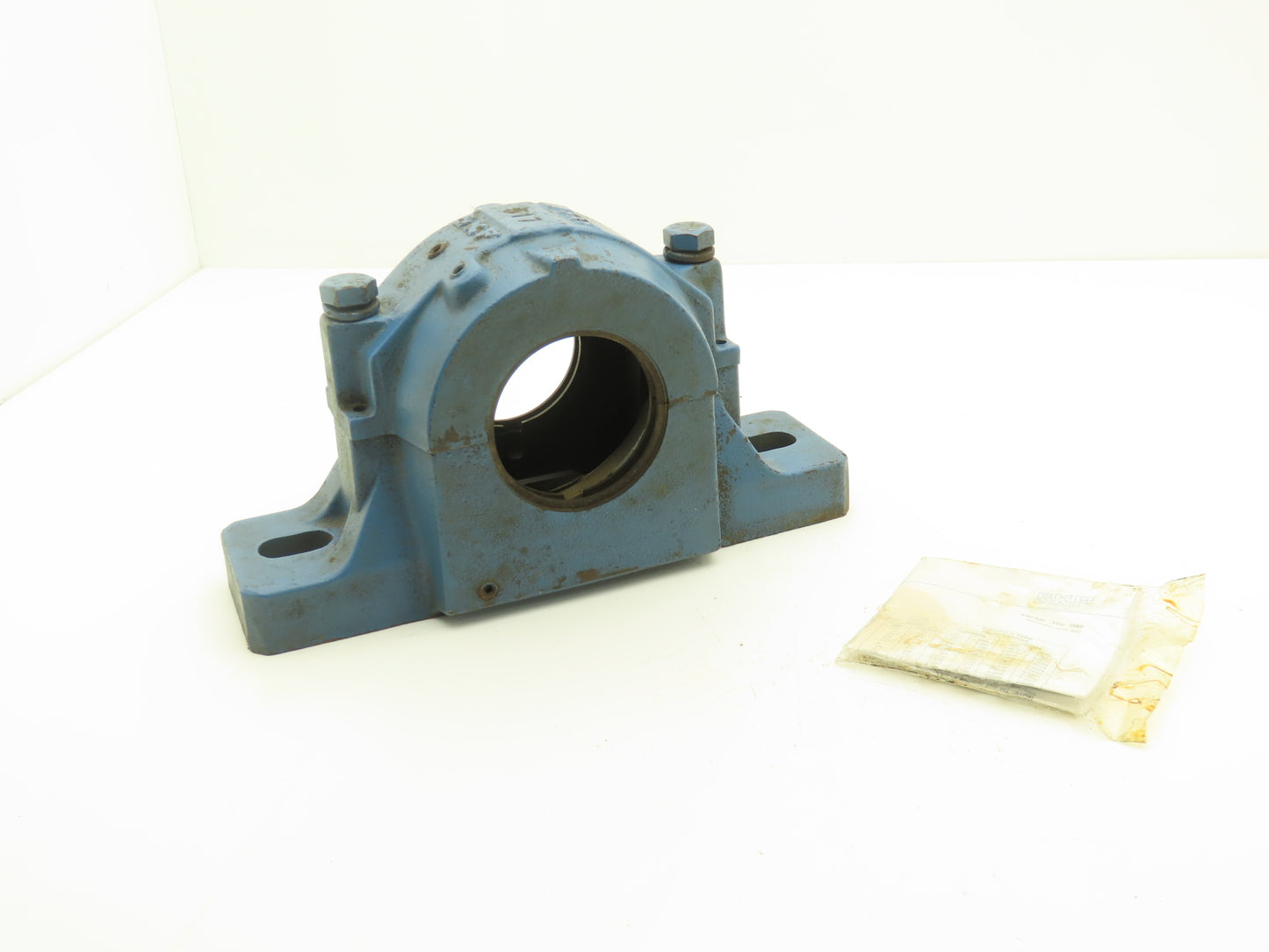 SKF SAF 517 Pillow Block Housing 2 Bolt Base Split Block Cast Iron