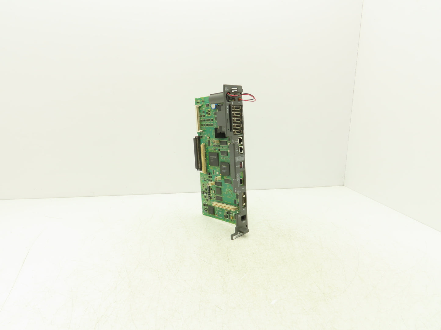 Fanuc A16B-3200-0730/06A Printed Circuit Board PCB Main Control Module Slot Rack