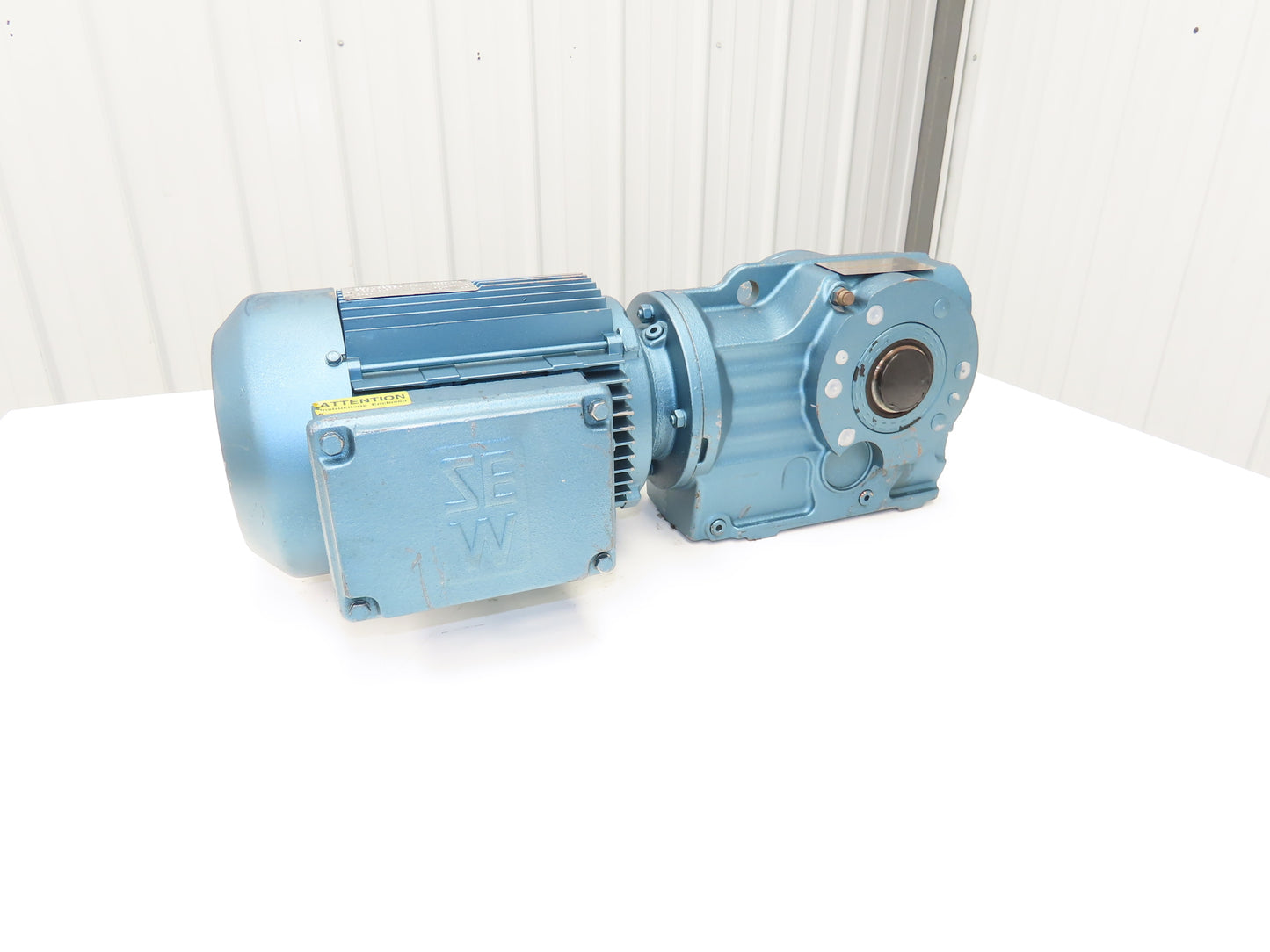 Sew Eurodrive KAZ57DT100LS4 Gearmotor 45rpm 38.5:1 3Hp 230/460V 1.5"Hollow Shaft