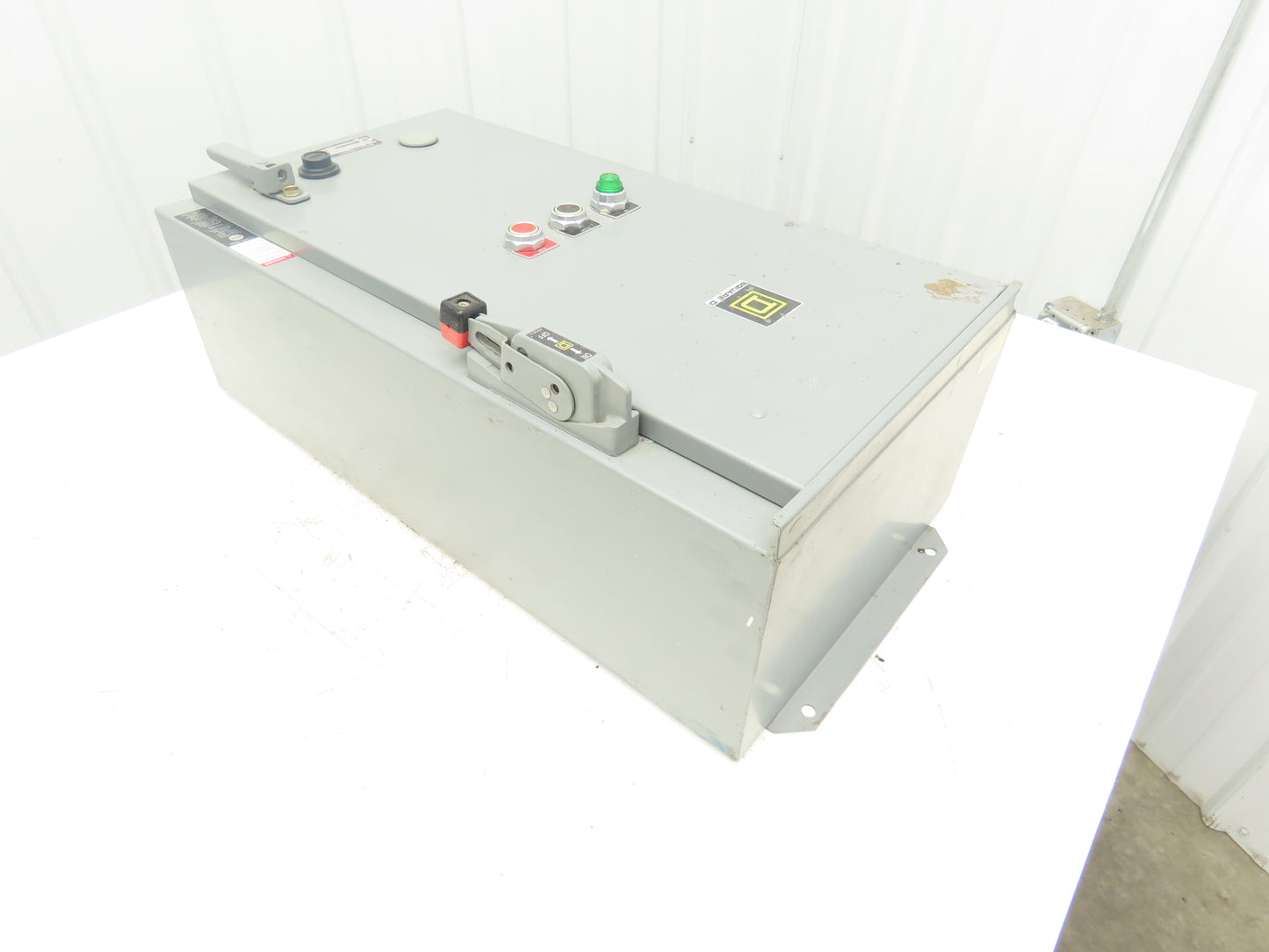 Square D 8536SC03 Combination Motor Starter NEMA Size 1 10HP 460V 3R Enclosure