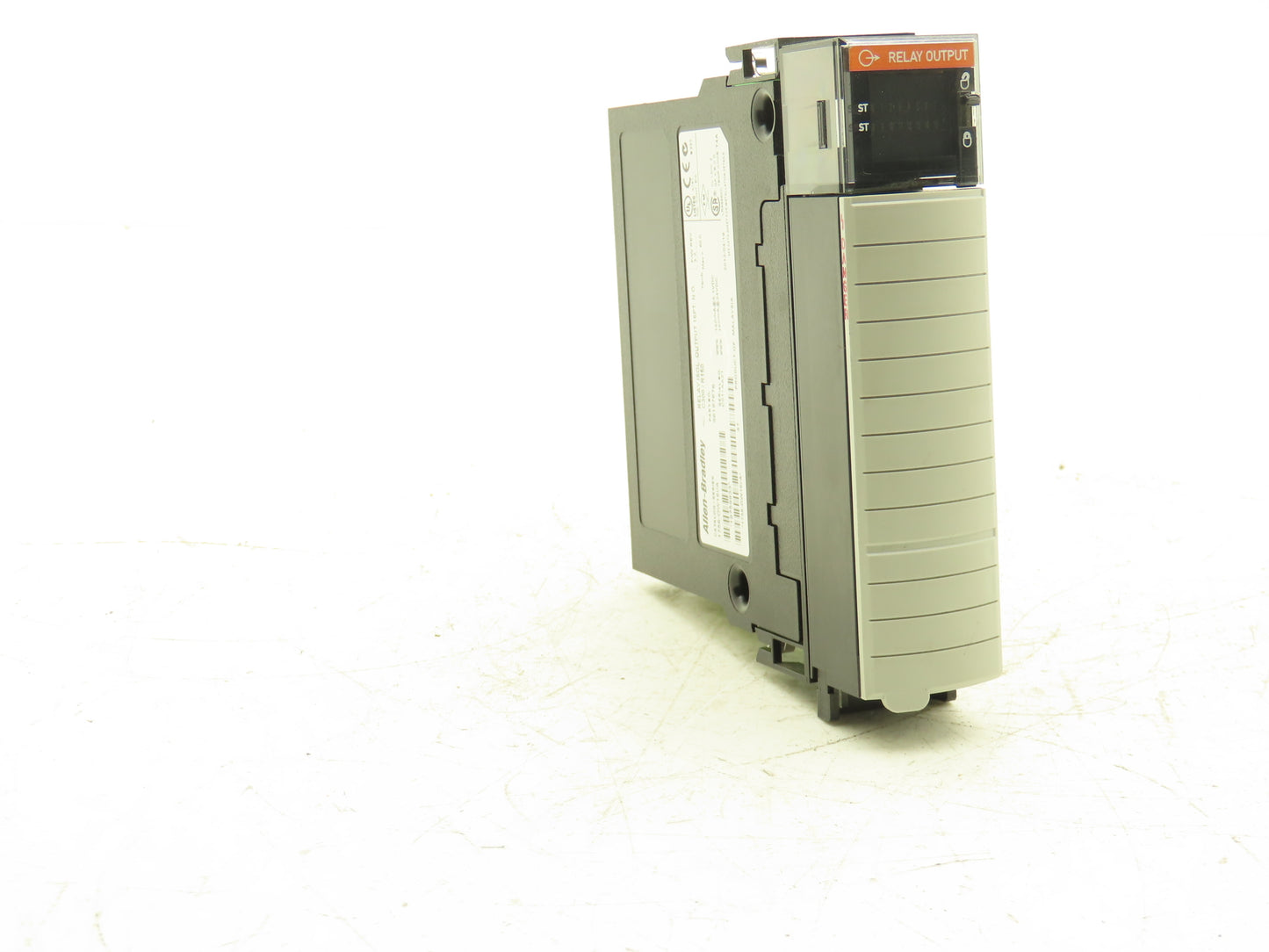 Allen Bradley 1756-OW16I ControlLogix 16PT Relay Isolated Output 24VDC Rev 3.2