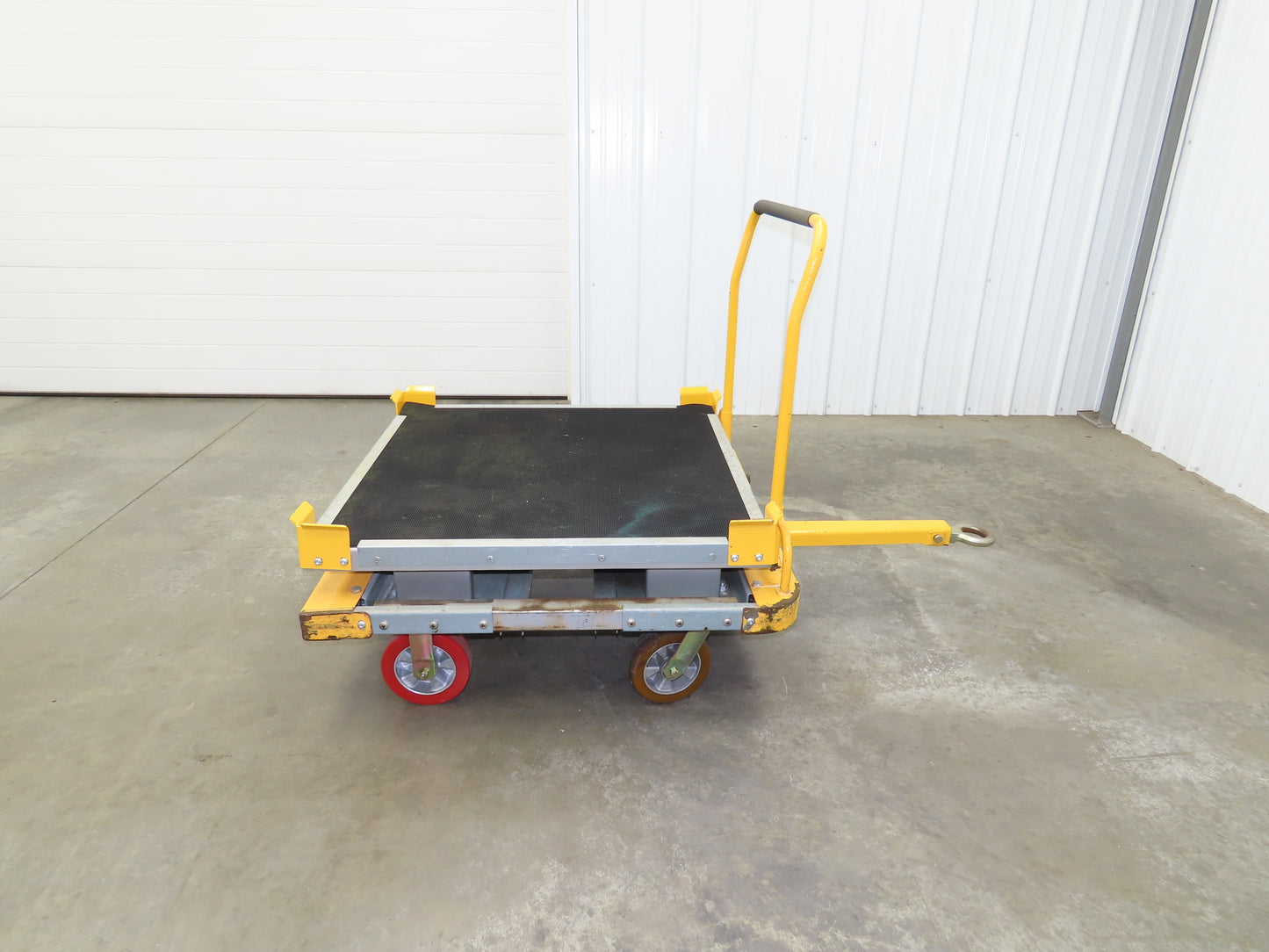 Scharine Hercu-Hauler 2000lbs 37.75x37.75" Platform 18" Deck Height Tow Cart