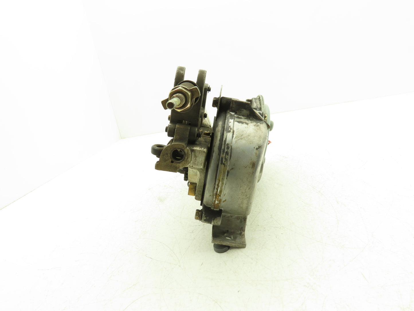 Yaskawa PMEE-12CBB Welder Wire Motor Feeder 24VDC 3/64 Rollers Missing Handle