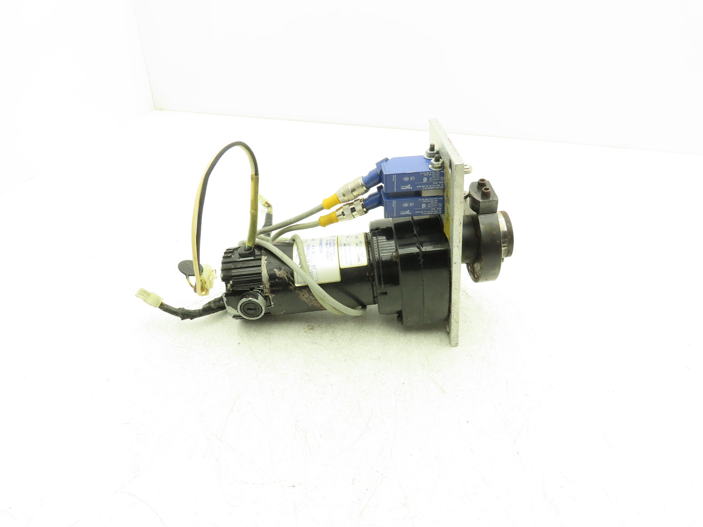 Bison 507-01-123H CNC DC Gearmotor 1/20Hp 90VDC 49:1 Ratio 37RPM Inline Assembly