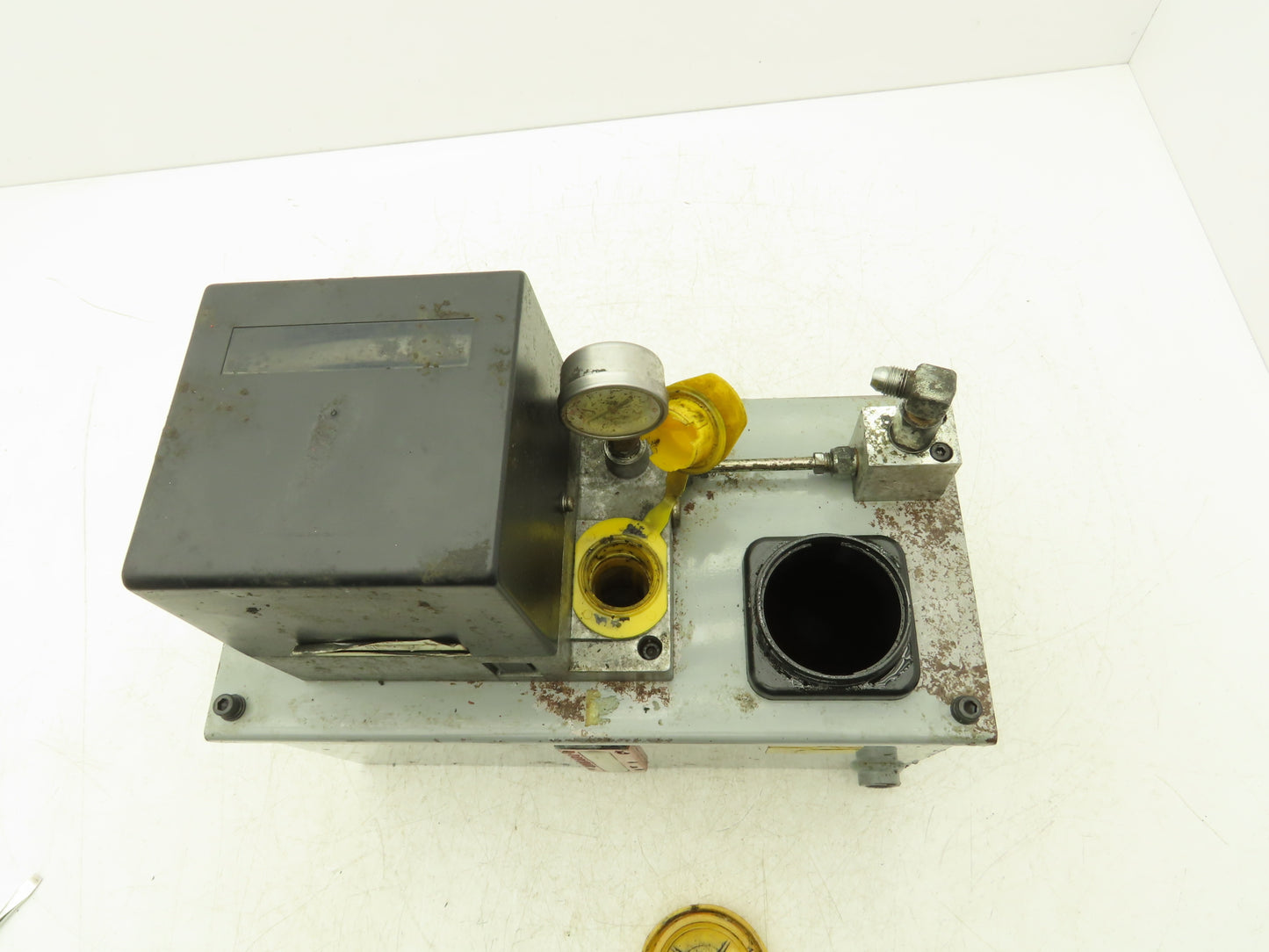 SKF MKU12-BW6-OI18+PSI Lubrication Pump Machine Oiler 6.7L Tank 0.1 L/Min 200V