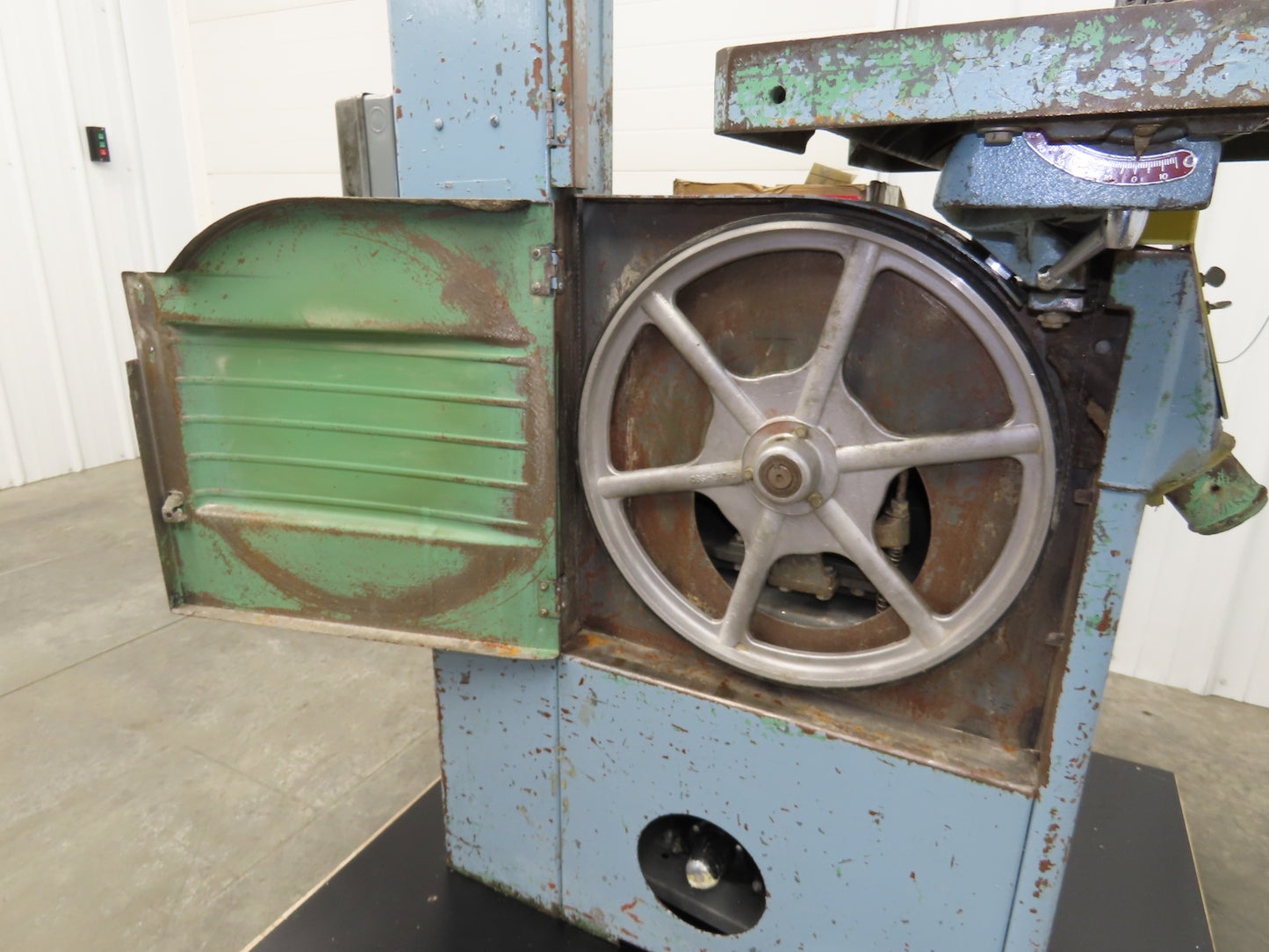 Delta Rockwell 28-350 Vertical Bandsaw 20" Wheel 1Hp 230/460V 3Ph Metal Wood