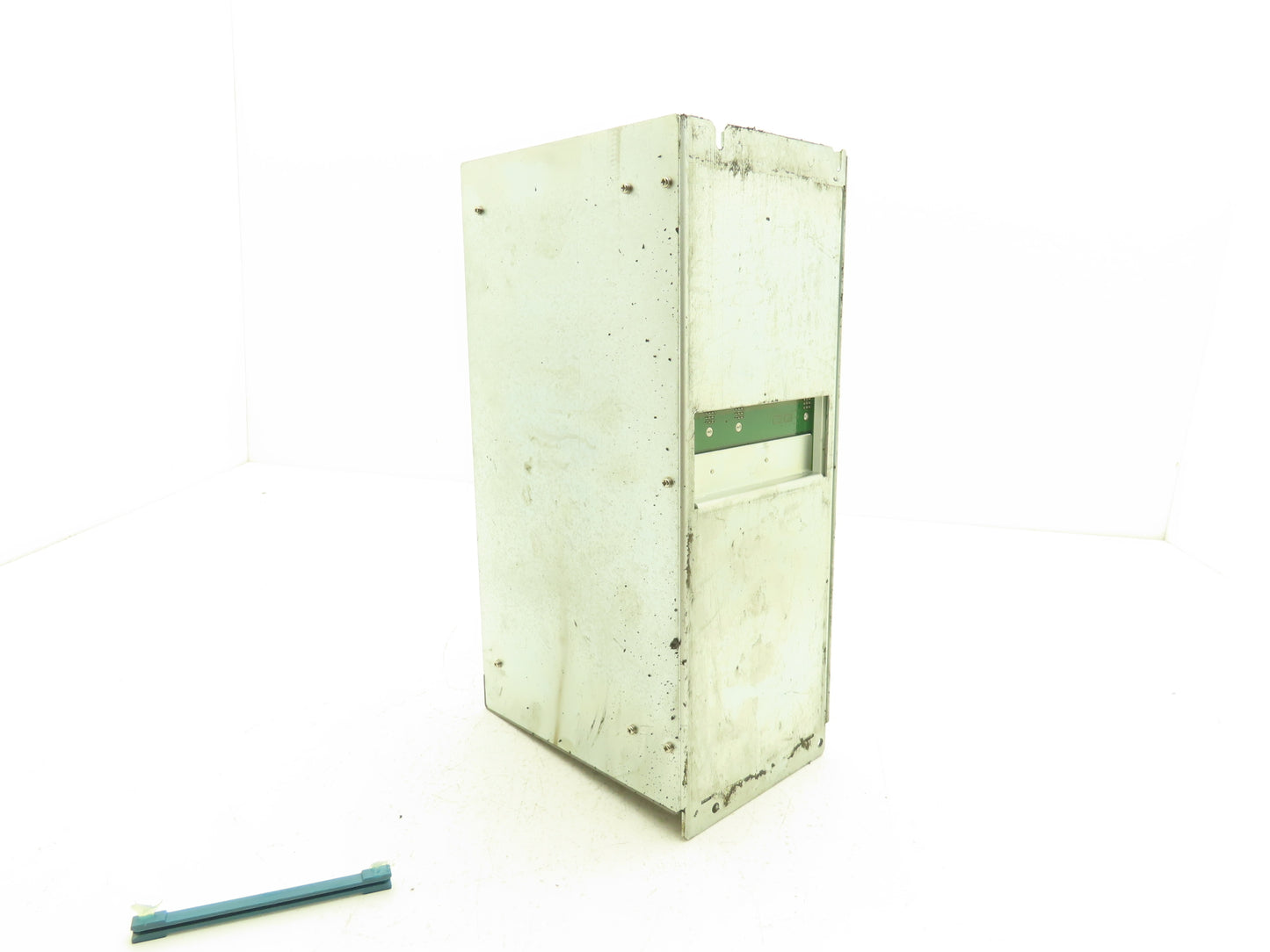 Okuma E7191-00U-002 PLC Chassis Unit with Motherboard Backplane 1911-2904