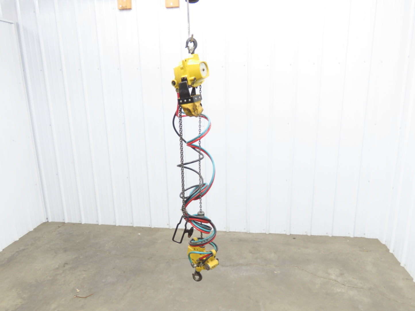 Endo Kogyo ATC-60K 132Lb 60kg Pneumatic Air Chain Hoist *Parts or Repair*