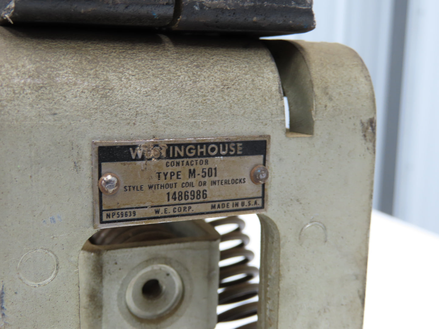 Westinghouse M-501 DC Contactor 300 Amp 600VDC Normally Closed 1745838 Coil