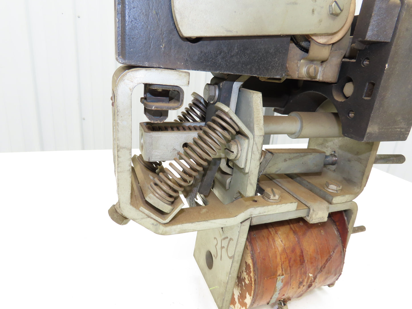 Westinghouse M-501 DC Contactor 300 Amp 600VDC Normally Closed 1745838 Coil