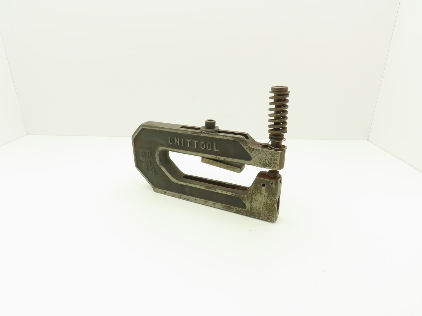 Unipunch 8H 1-1/4 Press Brake Punch C Frame 1/4" Circle 8" Throat 1-1/4" W