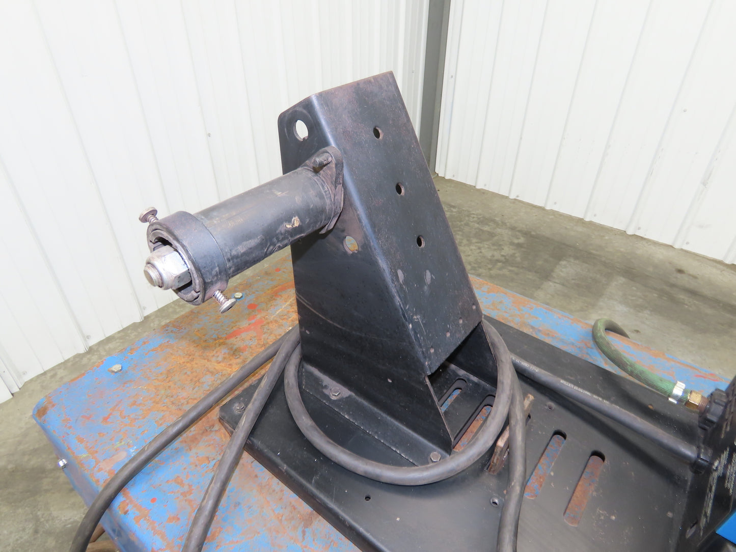 Miller Deltaweld 451 Mig Welder 450A DC Arc S-62 Wire Feeder 230/460VAC 3PH