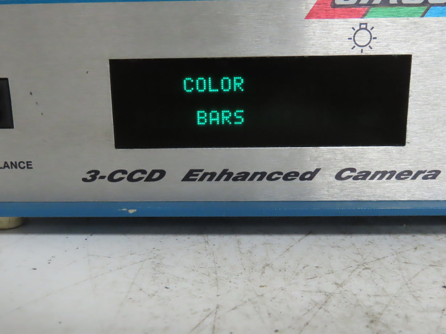 Circon MV-9904-E 3-CCD Enhanced Color Camera Controller Microdigital IIIe