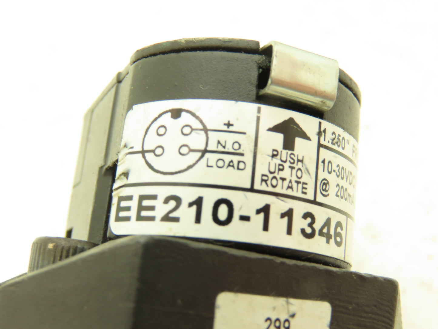Namco EE21011346 Namco Cylindicator Hydraulic Cylinder Proximity Switch Lot of 2