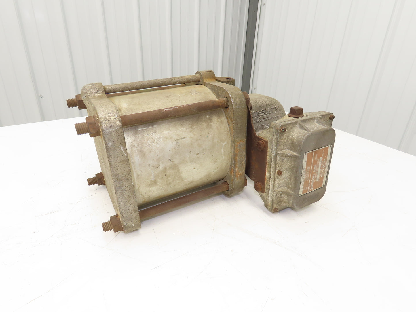 Jamesbury ST-400 Pneumatic Valve Actuator w/Explosion Proof Micro Switch 32EX4