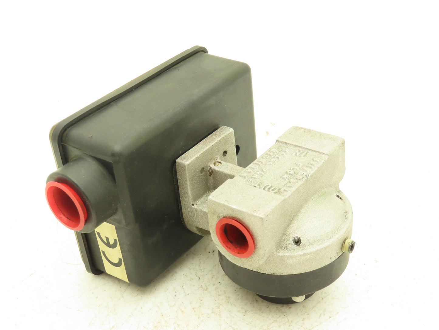 UFM 03GM-4-1500V.9-A1NR-.75D Universal Flow Meter Type 4 Monitor 1/2" NPT 3 Wire