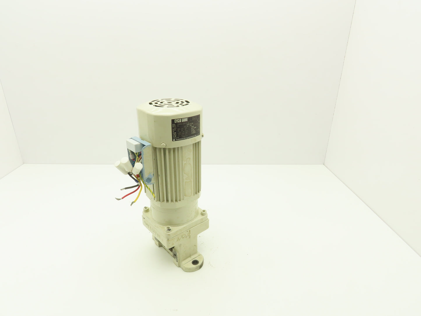 Sumitomo SM-Cyclo CNVM02-5085-B-35 Cyclo Induction Gearmotor 49rpm 35:1 220V 3PH