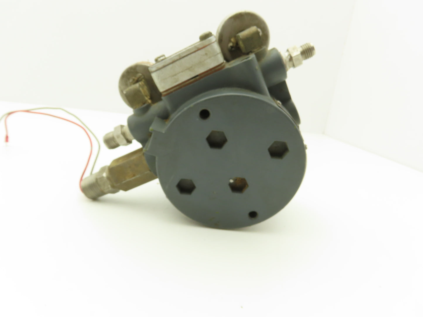 Foxboro E69F-BI2-JRS Current to Pneumatic Air Signal Converter 3-15 PSI 4-20Ma