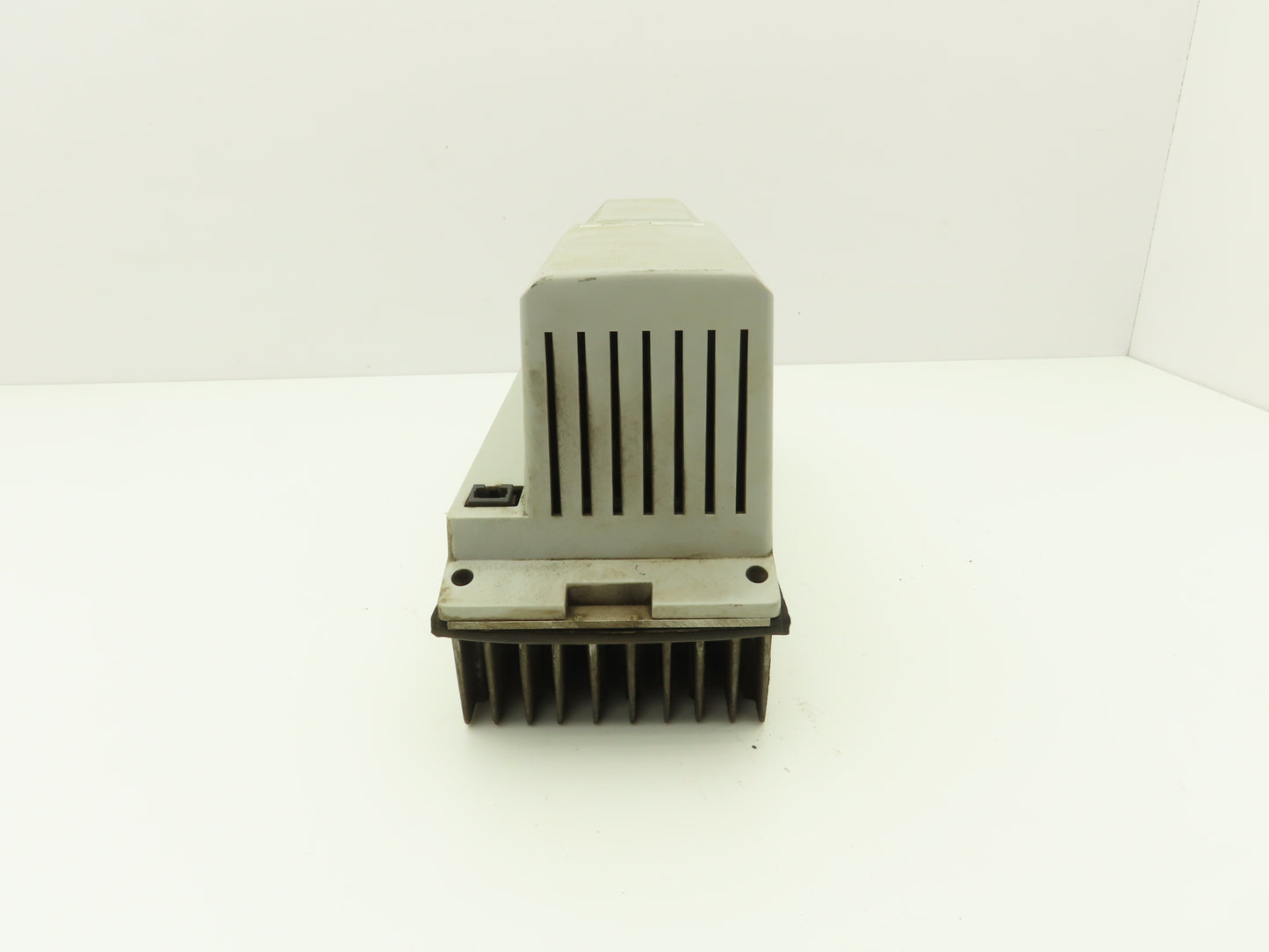 ABB 3HAB8101-6/10A Inmotion Industrial Robot Servo Drive Rectifier Unit