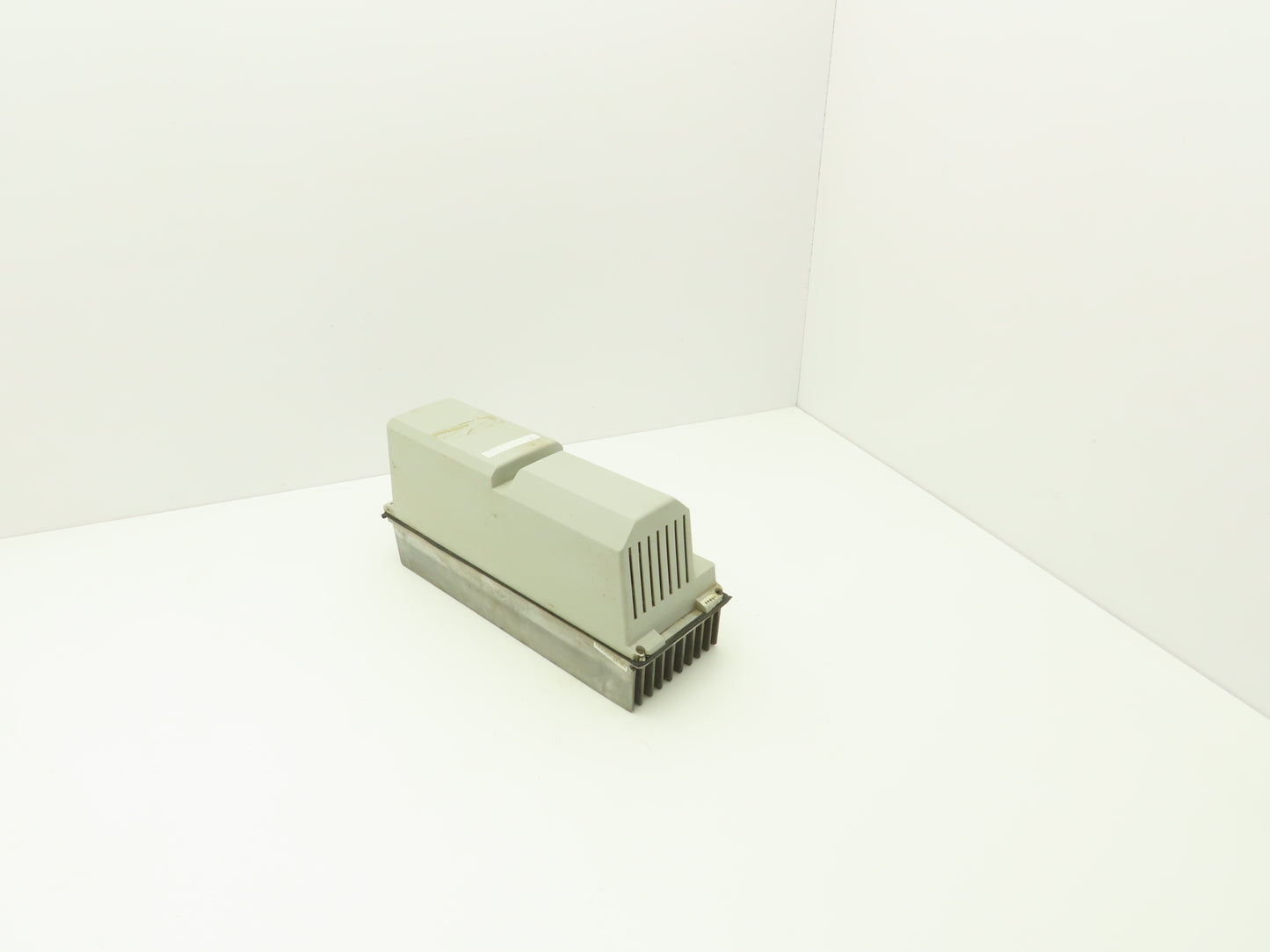 ABB 3HAB8101-6/12A Inmotion Industrial Robot Servo Drive Rectifier Unit