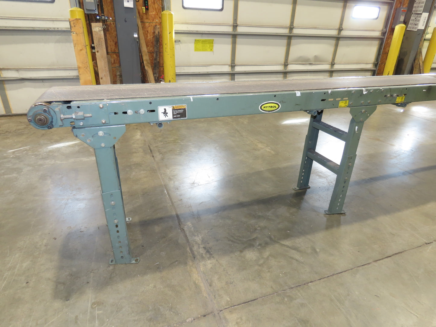Hytrol 16"x 25' 11" Slider Bed Conveyor 12"Belt .5Hp 460V 3PH End Drive 70FPM